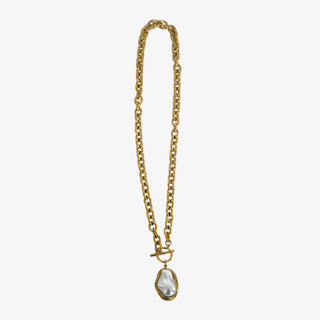 Chunky gold necklace with baroque pearl drop pendant and toggle clasp 