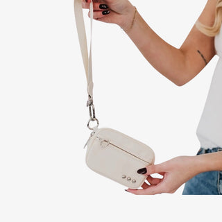 Nelly Nylon Card Wallet Wristlet