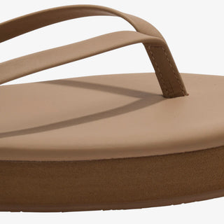 flat flip flop sandal tan leather easy slip on casual summer look