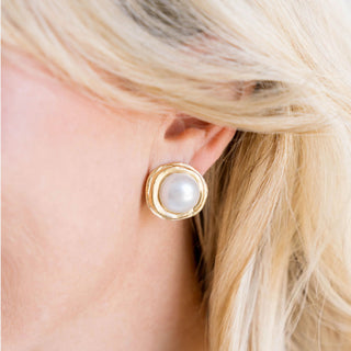 Susan Shaw 24K gold-plated pearl cab stud earrings with round faux pearl center